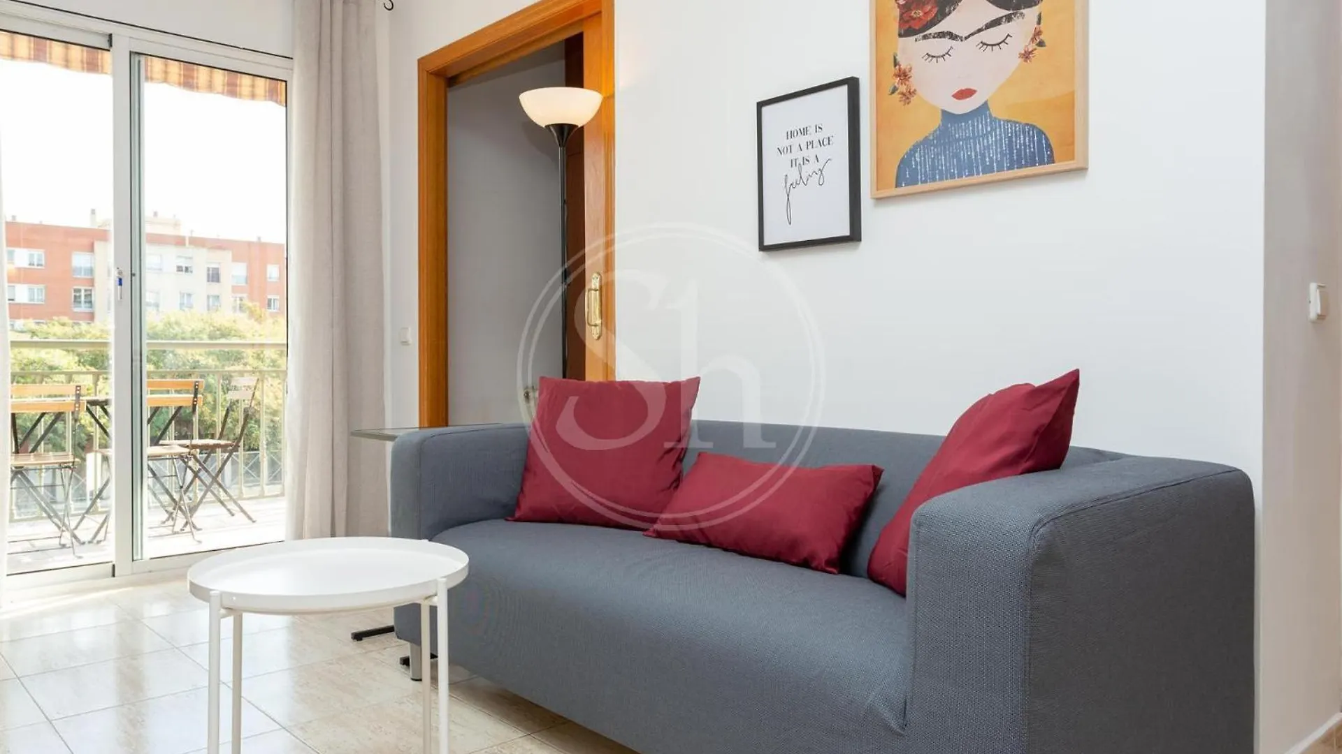 הקונטקטים של Apartamento Para 3 Con Balcon